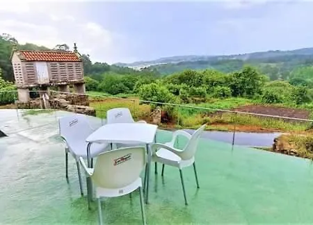 Gondomil Holiday home *